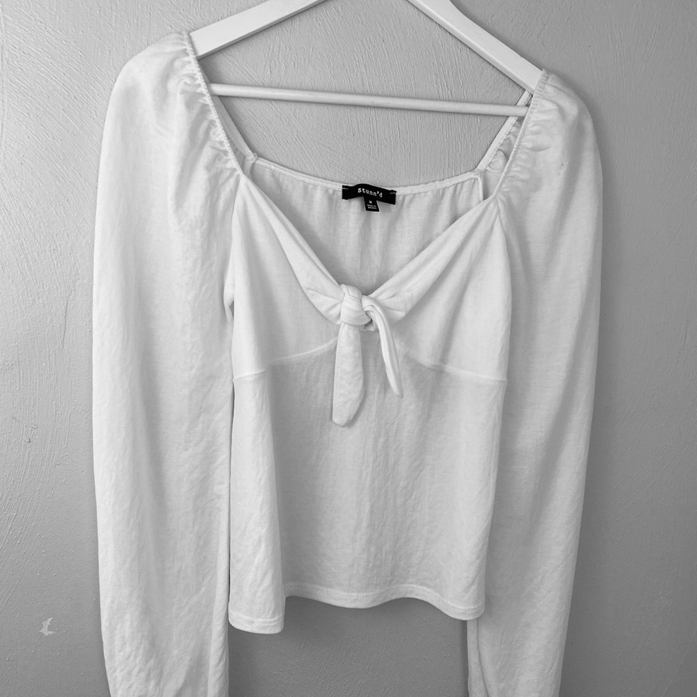 Stunn’d  Blouse. White. Sz M.